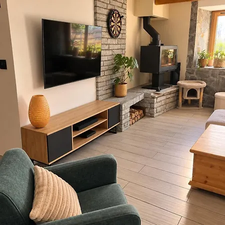 Maison 4 Pers Jacuzzi Piscine Vue Exceptionnelle Casa vacanze *